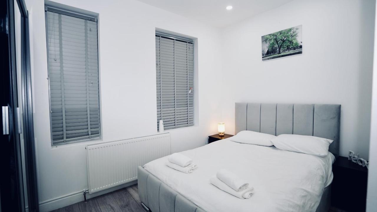 E2M Stays Lovely Apt Close To Ilford Station With Free Parking Extérieur photo